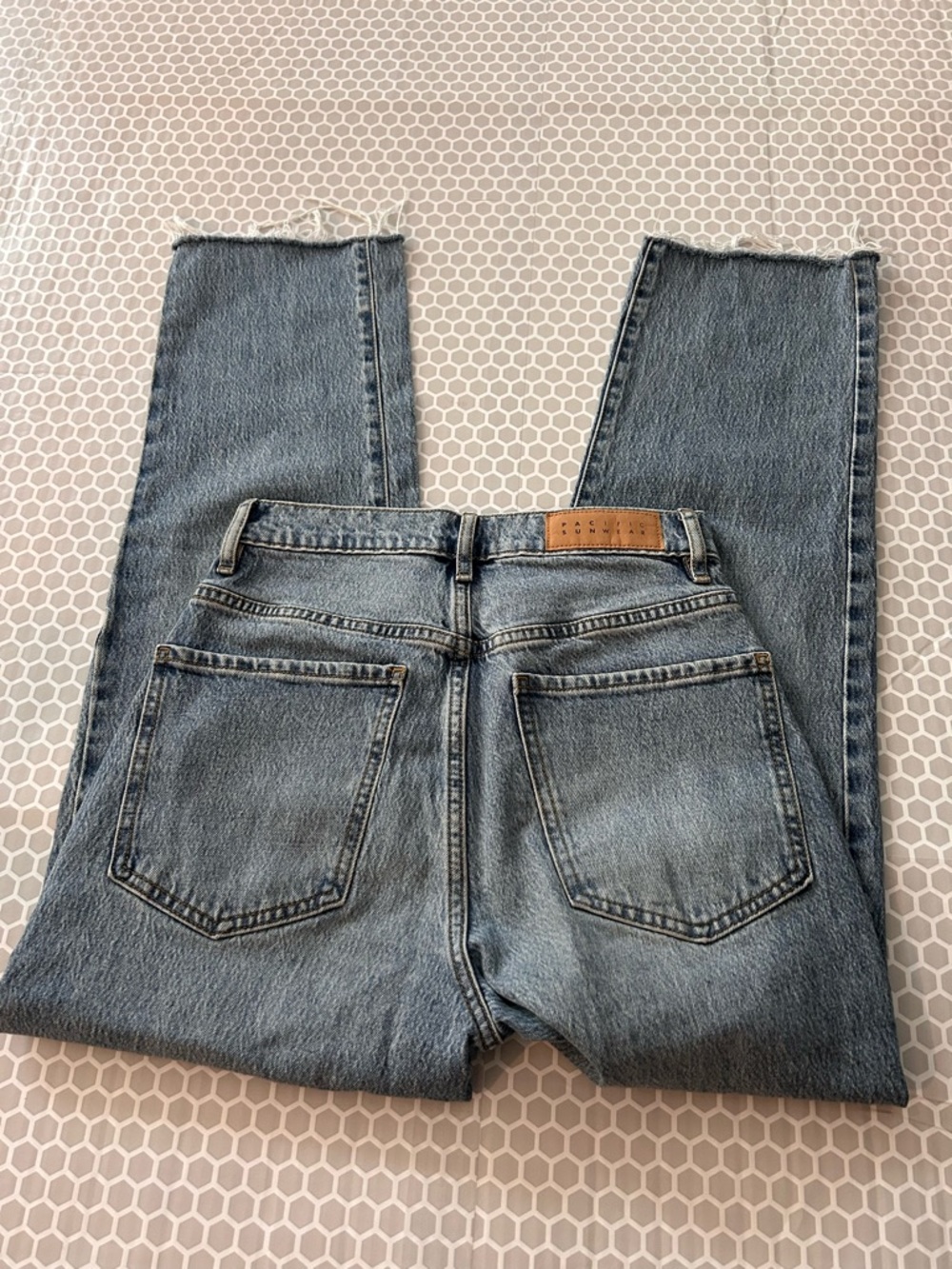 PacSun Light Blue “Dad” High Rise Straight Denim Jeans. Size XXS (24) - Picture 2 of 8